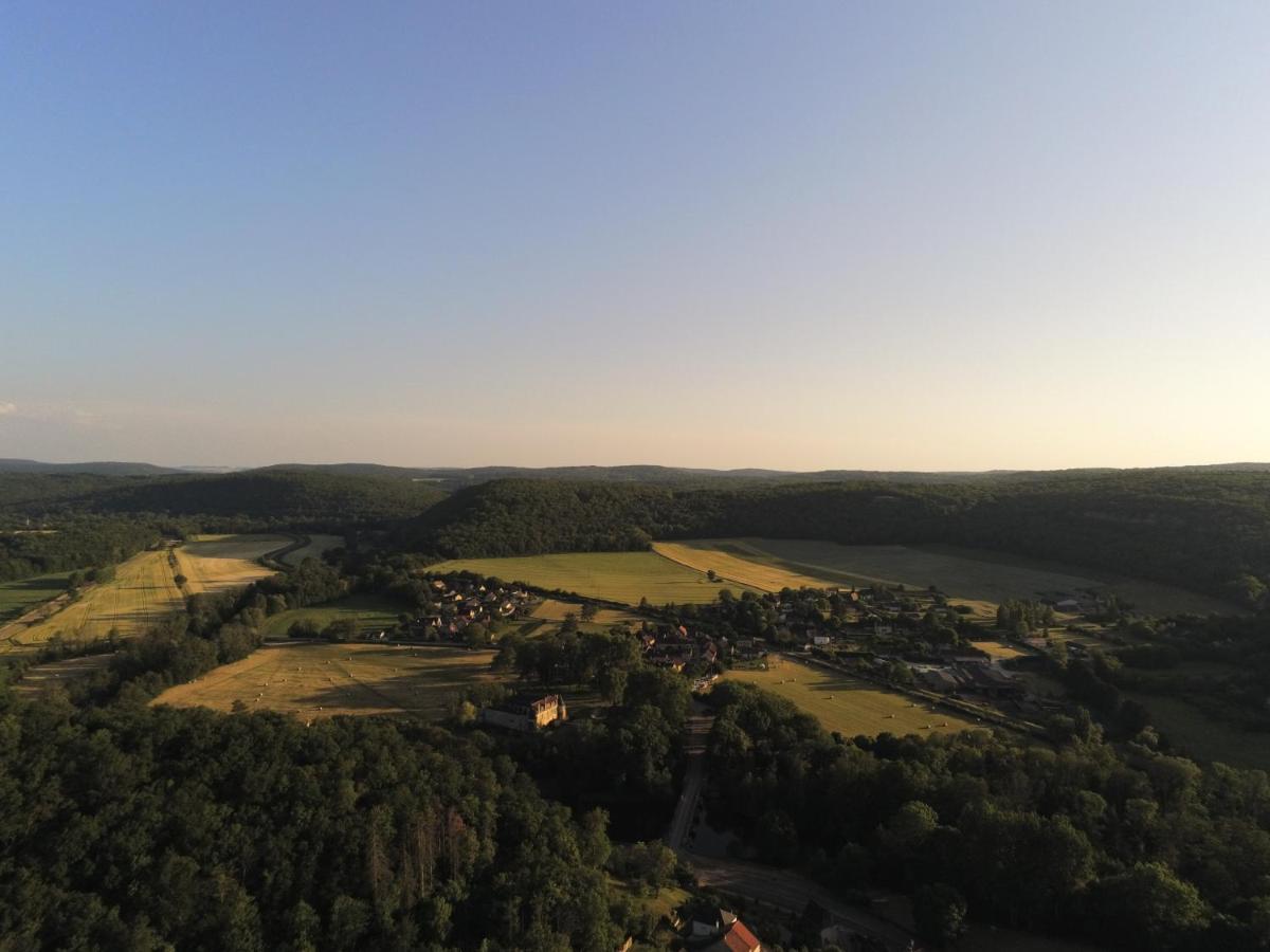 La Roche Du Moulin Villa Saint-More Eksteriør billede